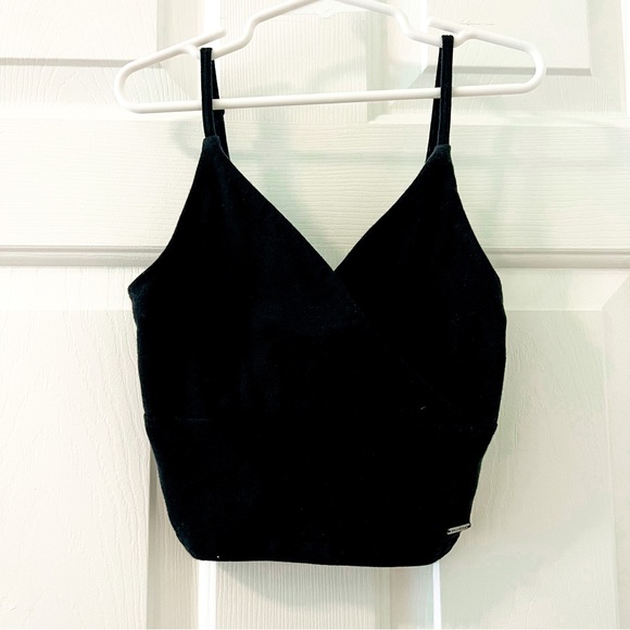 Hollister Tops - hollister must-have wrap crop cami
